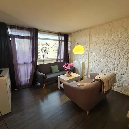 Modern'habitat *
